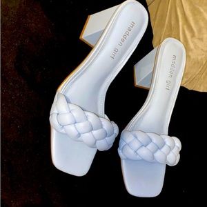 Nice heels 👠 used only once.